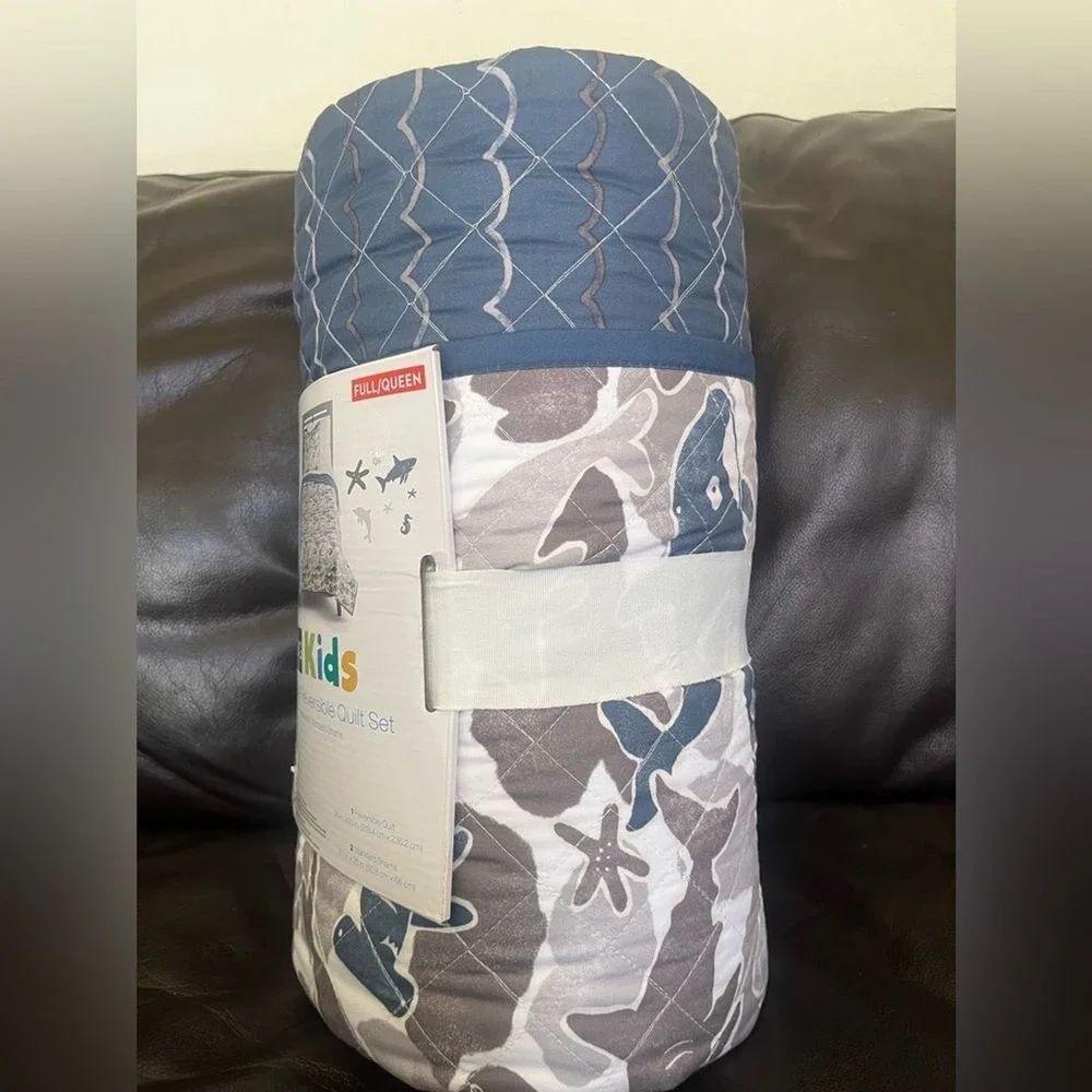 The Big One Kids Reversible Shark Quilt Set Full/Queen Blanket & 2 Sham Nautical